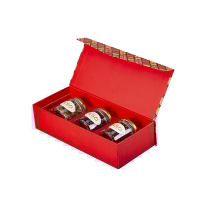Kerala Spices Royal Assortment | 3 Bottles With Premium Spices gift box | Cardamom 100 gm, Black Pepper 150 gm & Cloves 100 gm |Handmade Beautiful Paper Craft Box | Gift Hamper | Corporate Gifts