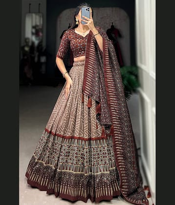 THE PRIVATE LABLE Women Tussar Silk Flared Semi Stitched Lehenga Choli ( Brown )