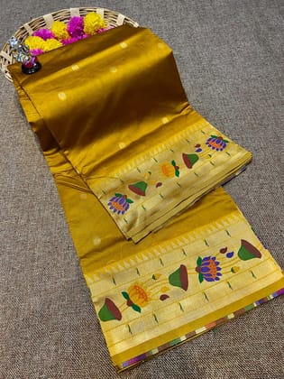 Payal Lotus Border Paithani Soft Tana Silk Sarees