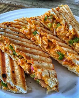 Tandoori Chicken Tikka Sandwich [Grilled] With Fries