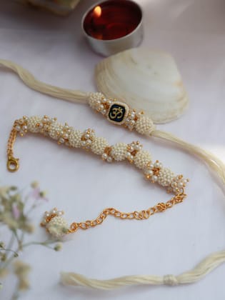 Gul Pearl Rakhi Lumba Set-White