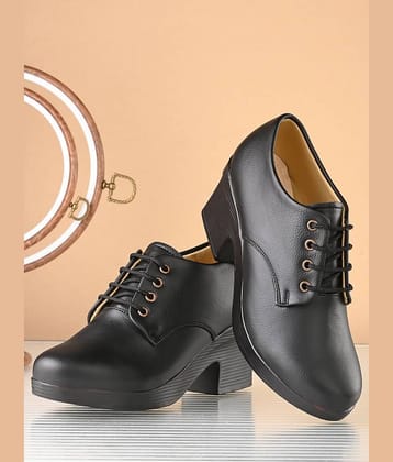 KARADDI Brown Women's Derby Shoes