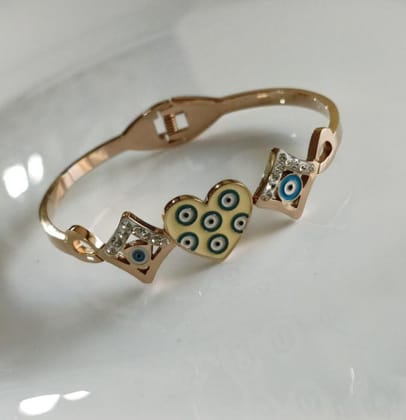 Stainless Steel Gold/Rosegold Plated Heart Shaped Evil Eye K
