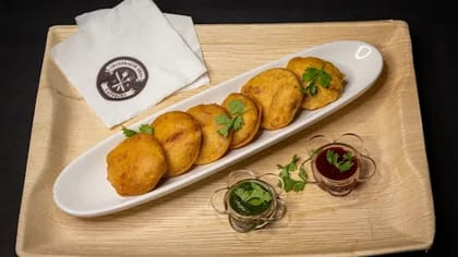 Pyaz Pakoda [100 Grams]