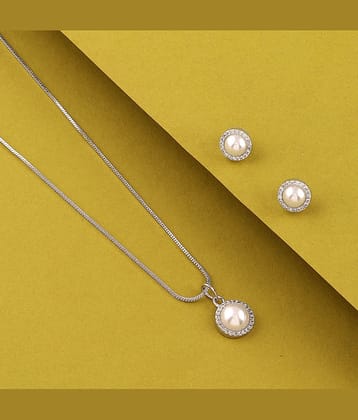 gilher Silver Pendant set ( Pack of 1 )