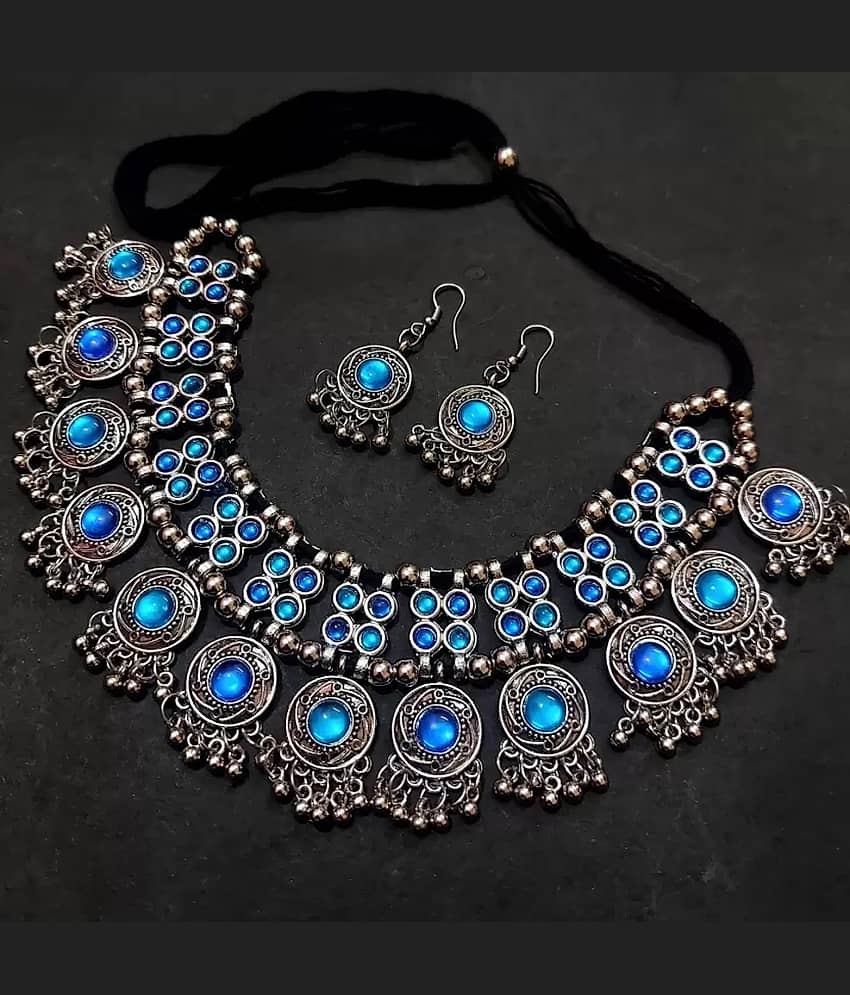 Samridhi DC Silver Alloy Necklace Set ( Pack of 1 )