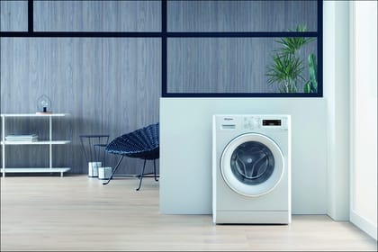 Whirlpool 7 kg Inverter Fully Automatic Front Load Washing Machine (Fresh Care 7112 (I), White, Inbuilt Heater) Whirlpool 7 kg Inverter Fully Automatic Front Load Washing Machine (Fresh Care 7112 (I), White, Inbuilt Heater) - White