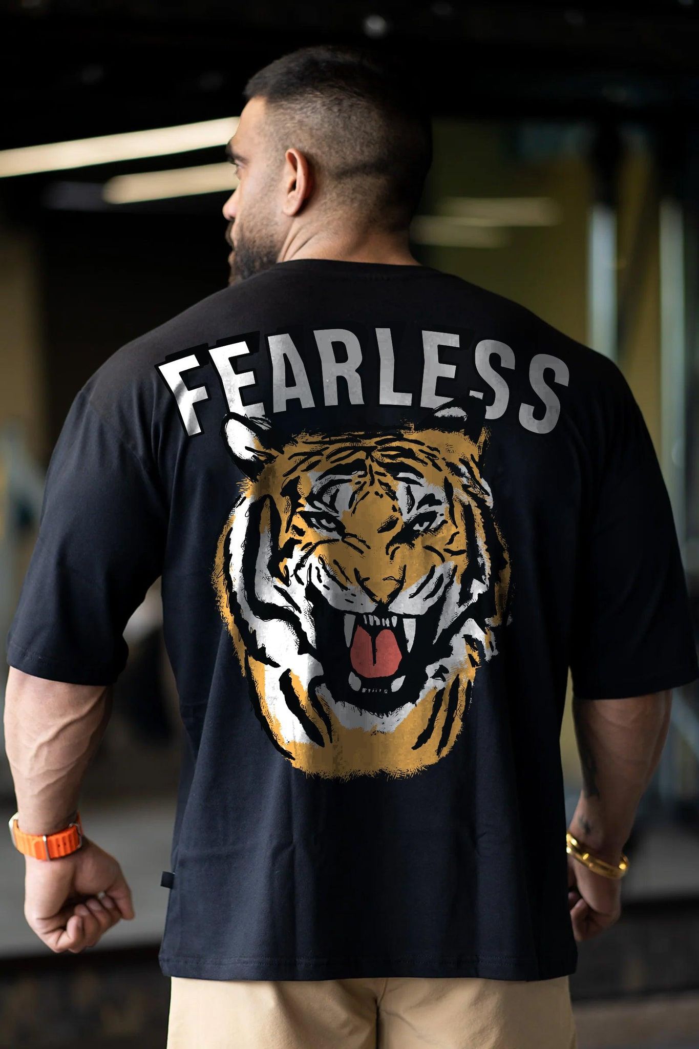 Fearless Roar Oversized T-shirt (BLACK)-S