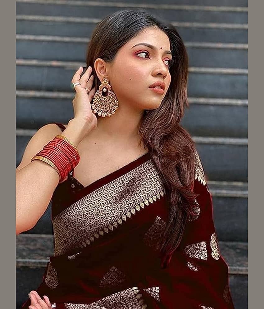 Yashika Banarasi Silk Printed Saree With Unstitched Blouse Piece ( Maroon )