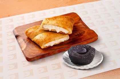 Cheesy Garlic Bread + Choco Lava Cake
