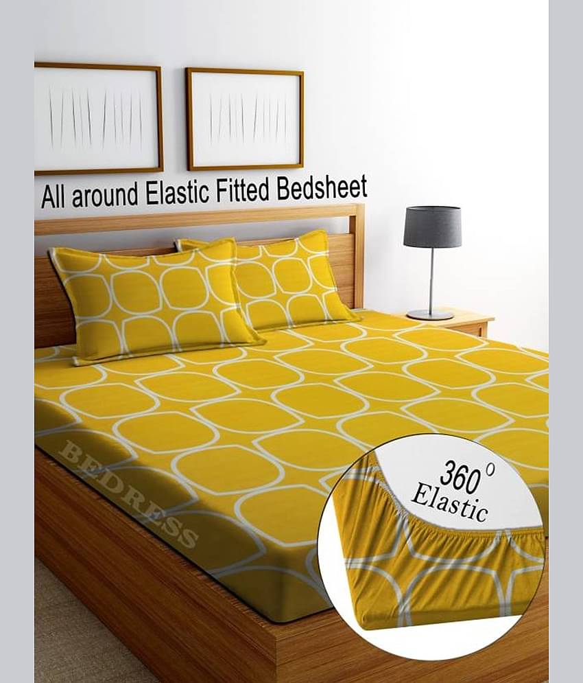 SHOMES Cotton Geometric Fitted 1 Bedsheet with 2 Pillow Covers ( Double Bed ) - Yellow