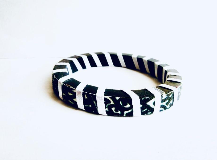 Summer Cooler - Vintage Black and White Bangle