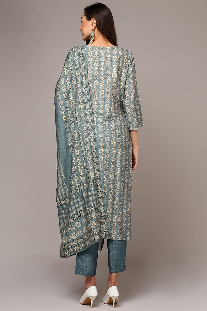 Top Women Plus Size Grey Silk Blend Printed Straight Suit Set PKSKD2001 2026 at ShopCircuit | ON