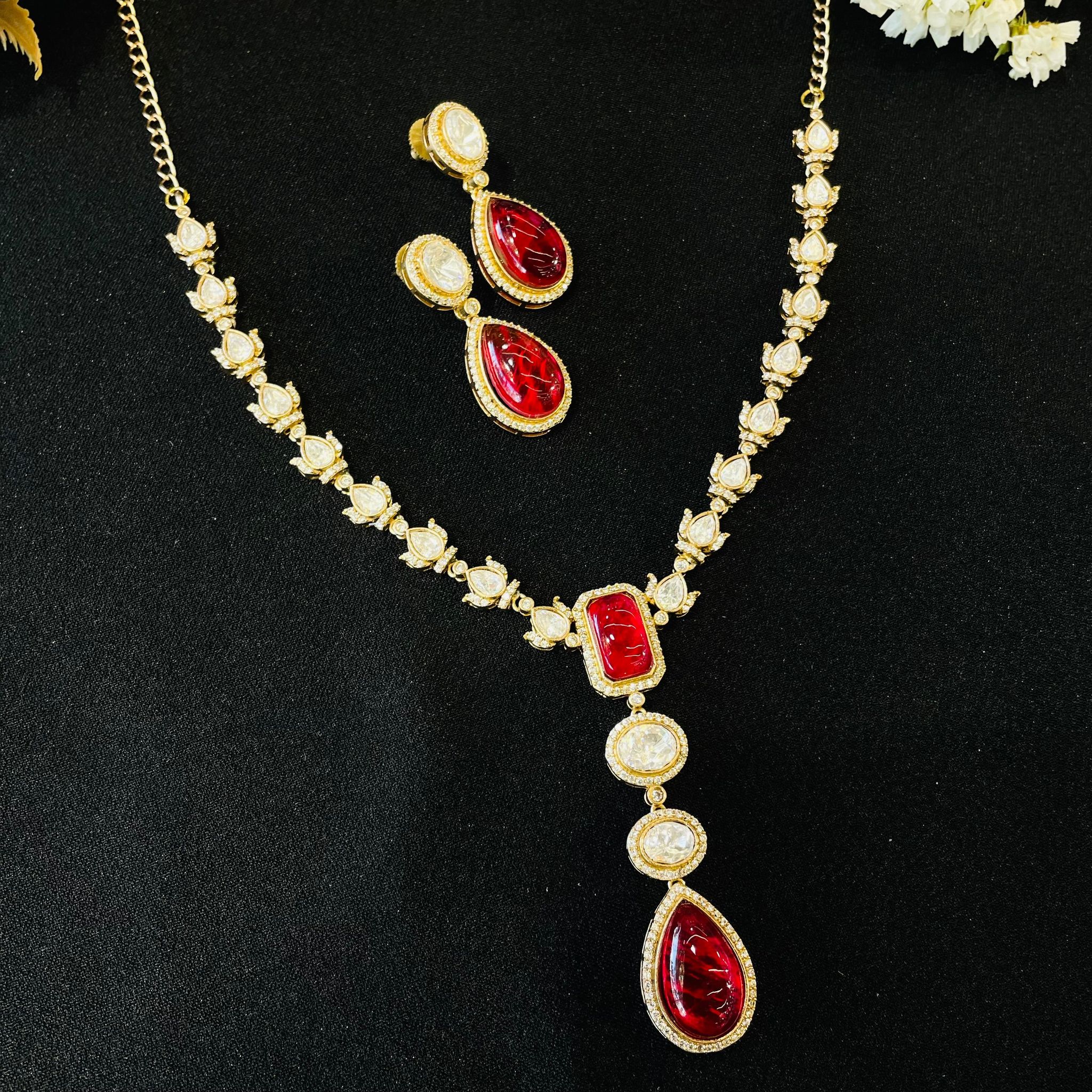 Nayaab Avni Polki Neckpiece