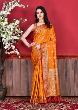 Yavira silk Women's Orange Handwoven Jacquard Saree