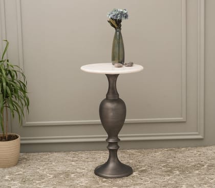 Curvata Martini Table