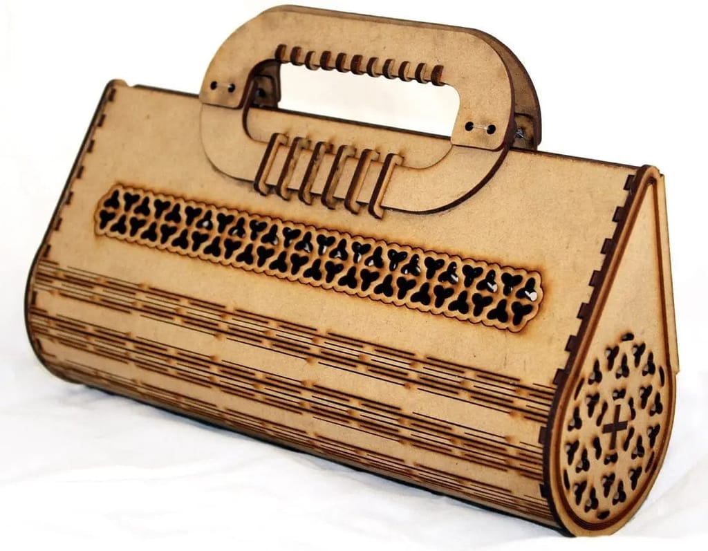 Elegant Wooden Laser-Cut Handbag Lightweight and eco-friendly