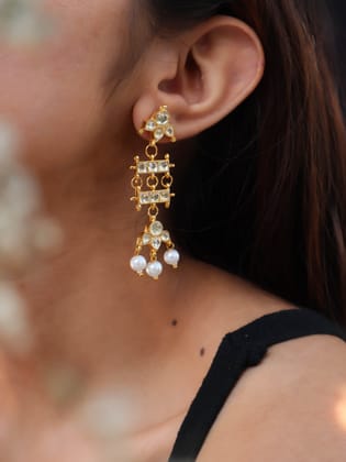 Fareen Kundan Earrings-Gold