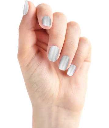 RENEE Stick On Nails MN 01| 24 Reusable Artificial Fake Nail Set| Lightweight & Long Lasting