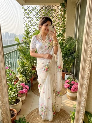 A Fresh New Article Lily - A Maskat Addition
