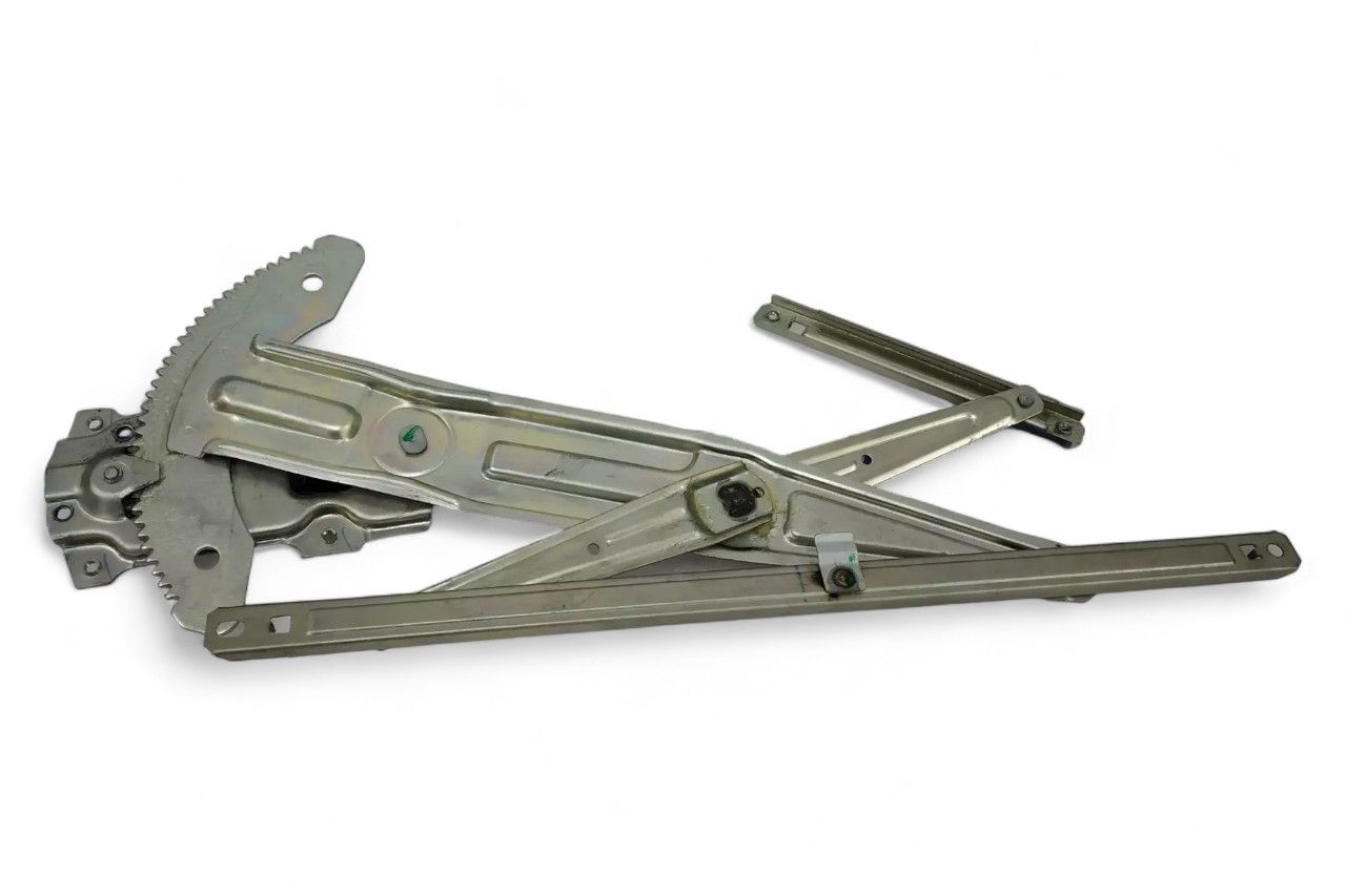Maruti Suzuki Front Window Regulator Assy - LH AV390124