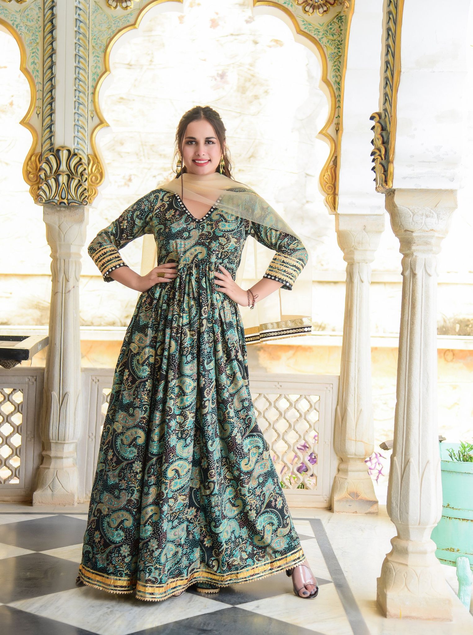 Black Paisley Mirror Work Anarkali Kurta Set-Black Anarkali Kurta Suit / Silk Viscose / S