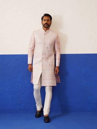 Pink heavy embroidery sherwani set-XS/36 / Indo Churidaar Set