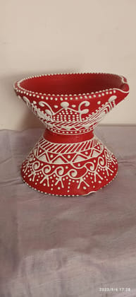Hand-Painted Festive Diya Hand-Painted Festive Diya