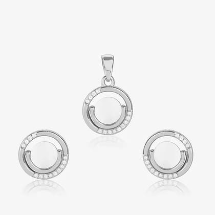 Radiant Circle Zirconia Pendant Set-Silver