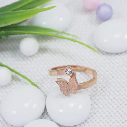 Stainless Steel Rosegold Plated Double Cross Butterfly Finge