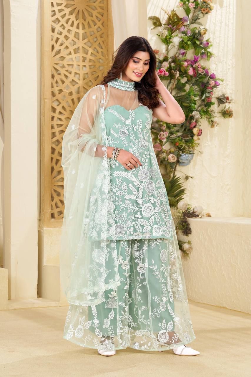 HULTER NECK KURTA AND PLAZZO SET WITH  DUPATTA IN BUTTERFLY-Pista / M