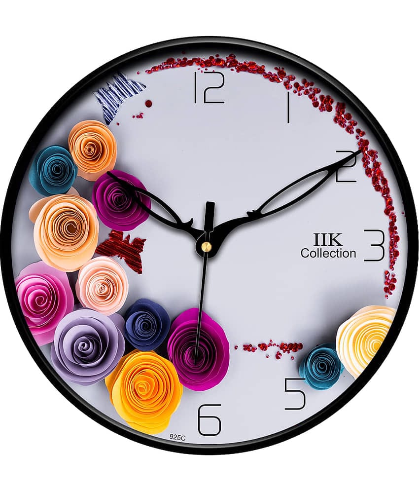 IIK COLLECTION - Circular Analog Wall Clock