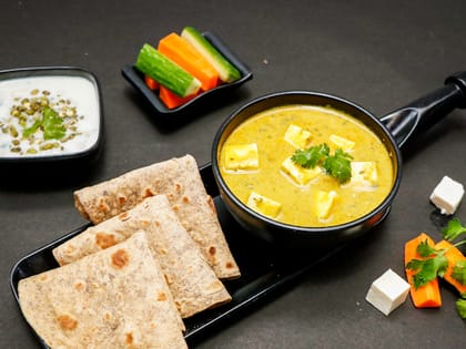 Lasooni Methi Paneer Multigrain Roti