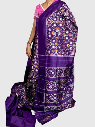 Pure Pochampally Ikkat Silk lavender Color Patola Silk Sari (Copy)