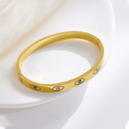 Golden Evil Eye Charm Bracelet (Anti-Tarnish)