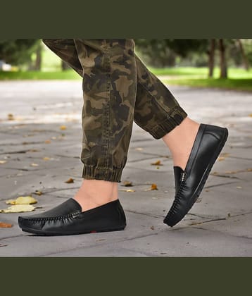 Katewalk Footwear Black Men's Slip on Shoes