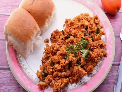 Double Bhurji Pav