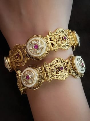 Set of two openable self design with ruby stone and kundan pirohi tukdi kada's-2'4