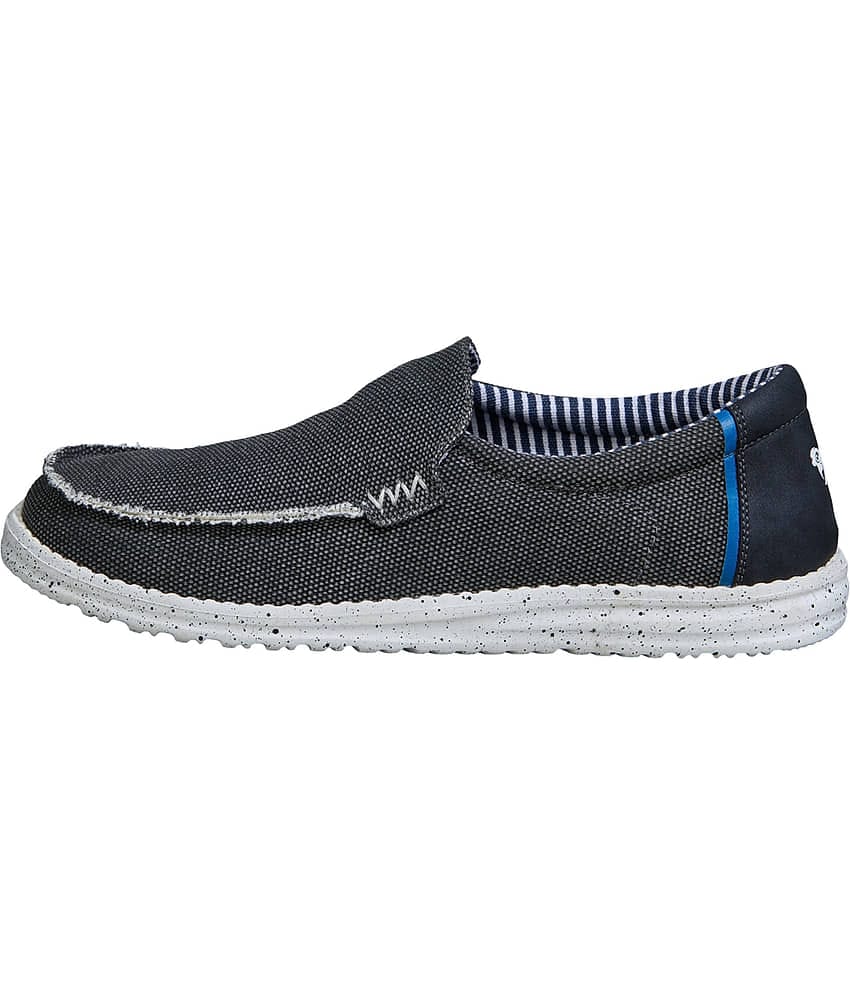 Neeman's Canvas Wanderers Slip Ons Black Men's Slip-on Shoes