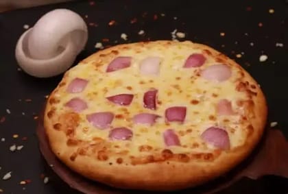 Cheese And Onion Pizza