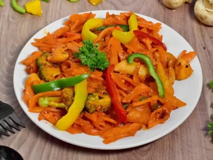 Veg Red Sauce Pasta