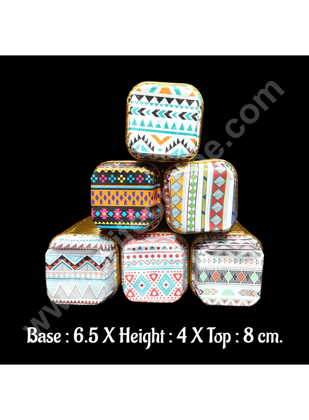 Cake Decor Square Direct Bakeable Cups With Plastic Golden Coating Geometric Design Bake and Serve Disposable Mould 50 Pcs (Assorted Color)