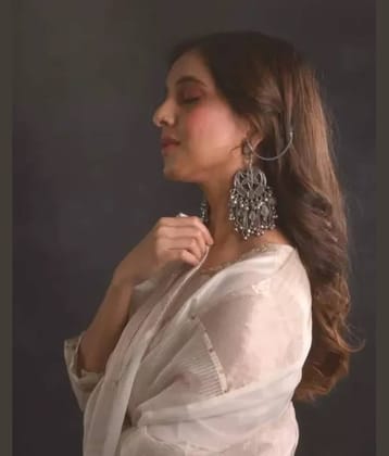 Samridhi DC Silver Drop Earrings ( Pack of 1 )