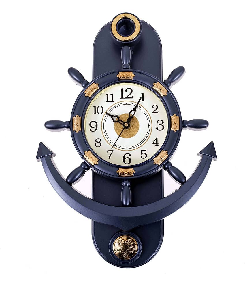 GrabBasket Assymetric Analog Wall Clock