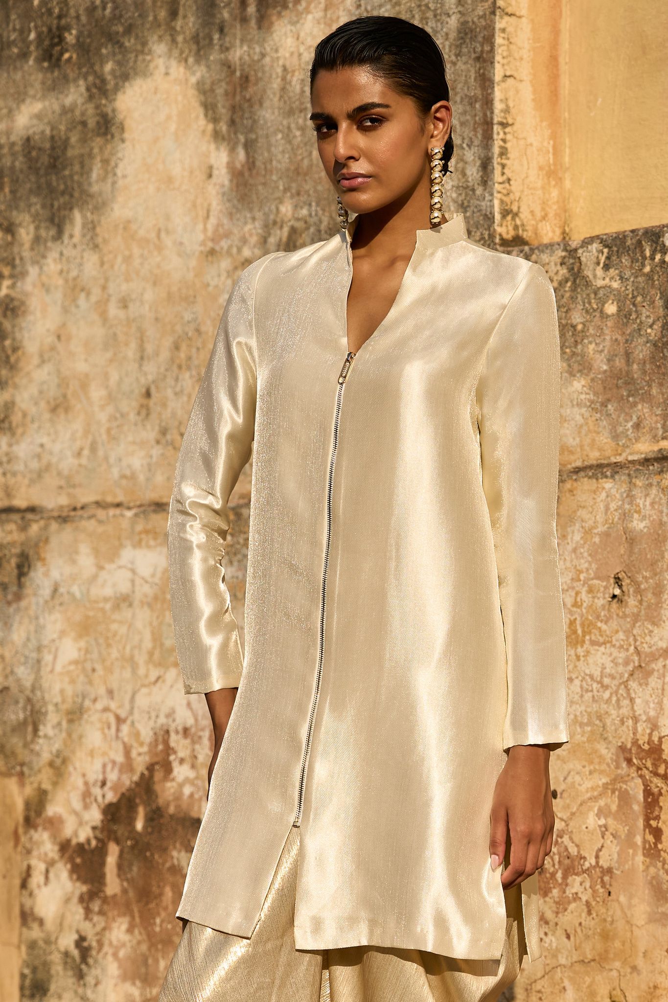 IVORY BROCADE LONGLINE TOP-XXS / Ivory