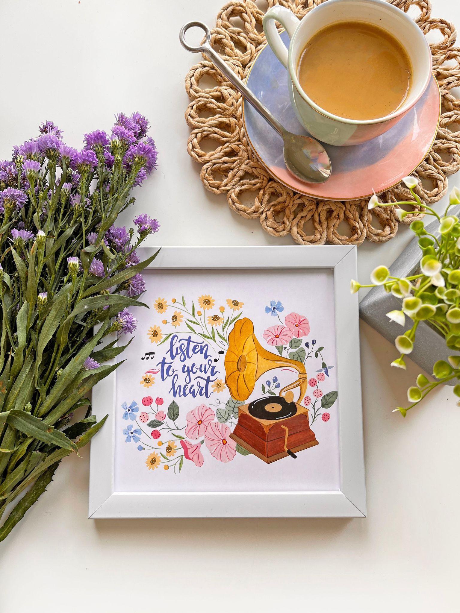 Listen To Your Heart Mini Wall Art Frame (Table Top Mount)-White