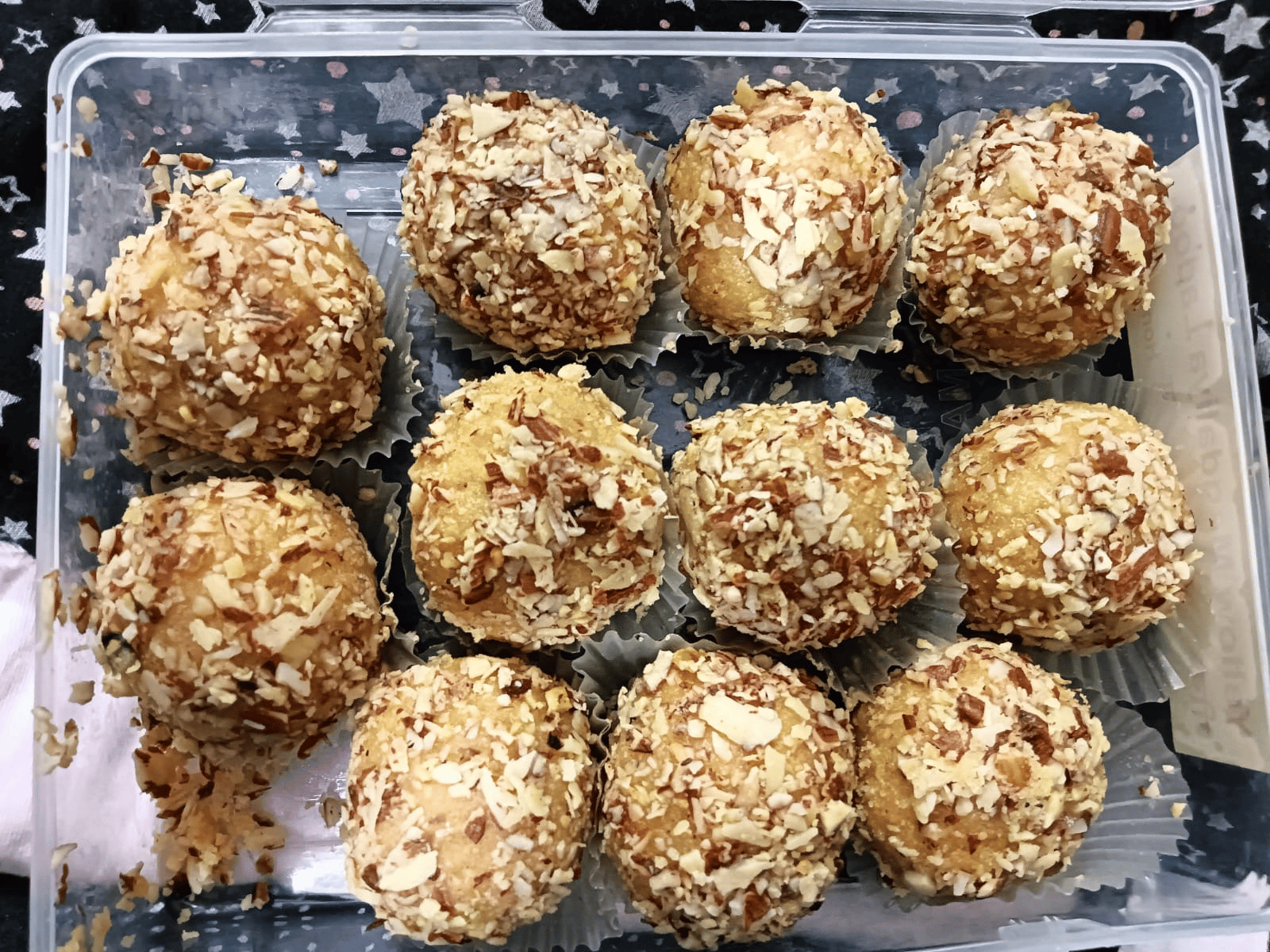 Mom's Magic Kitchen Moong Dryfruit Ladoo (500g) | Nut-Crusted Traditional Sweet | Festive Treat