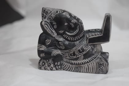 Decorative Black Stone Computer Ganesha Small Statue with White Tribal Pattern Design, Handcrafted Display Holder