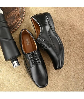 Leeport Black Men's Derby Formal Shoes