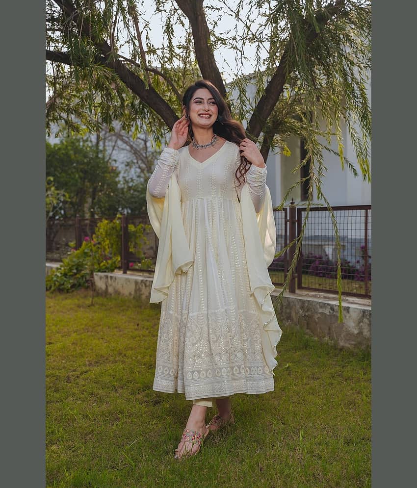 Estela Georgette Embroidered Kurti With Pants Women's Stitched Salwar Suit - Cream ( Pack of 1 )